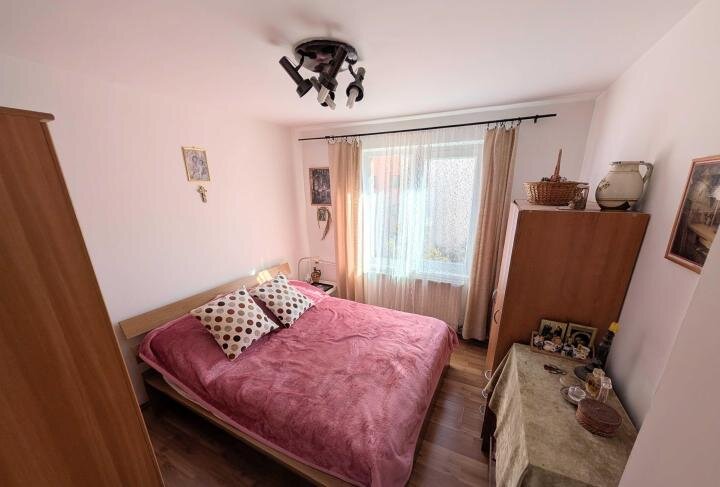 Mosilor, Eminescu, decomandat, et 5, bl. 1982